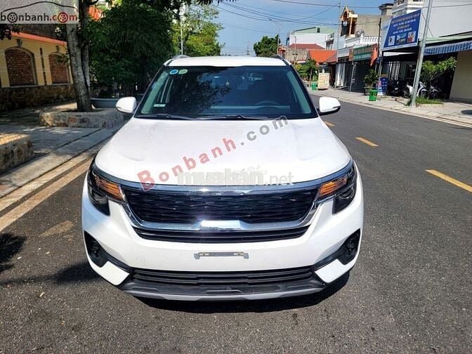 Kia Seltos Luxury 1.4 AT 2023