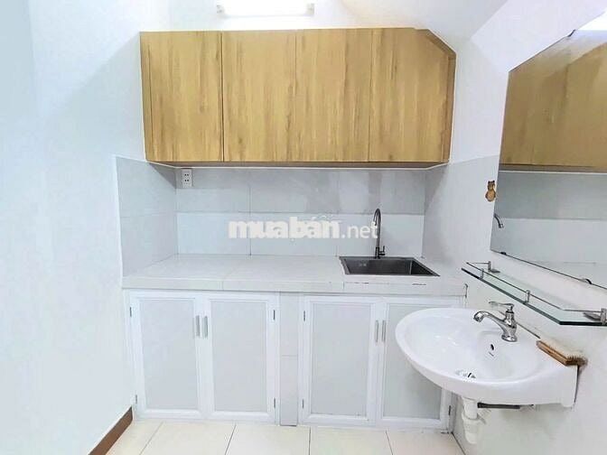 Chính chủ - Căn hộ 35m2 1pn tách bếp Đinh bộ lĩnh hướng XVNT Bạch đằng
