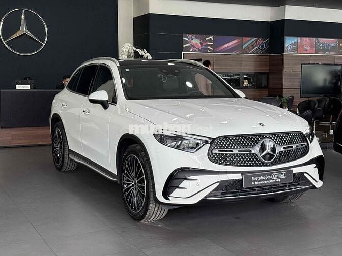 Mercedes Benz GLC 2023 - 15 km