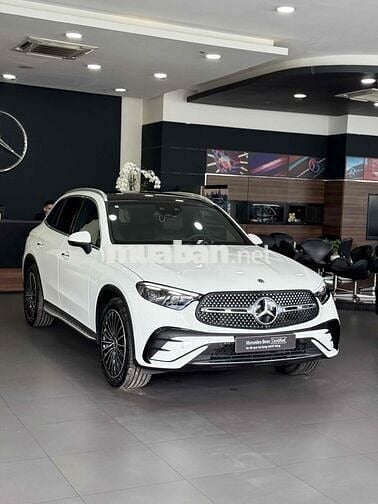 Mercedes Benz GLC 2023 - 15 km