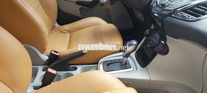 Ford Fiesta 1.5 AT 2015 Xe Chính Chủ - 10000 km