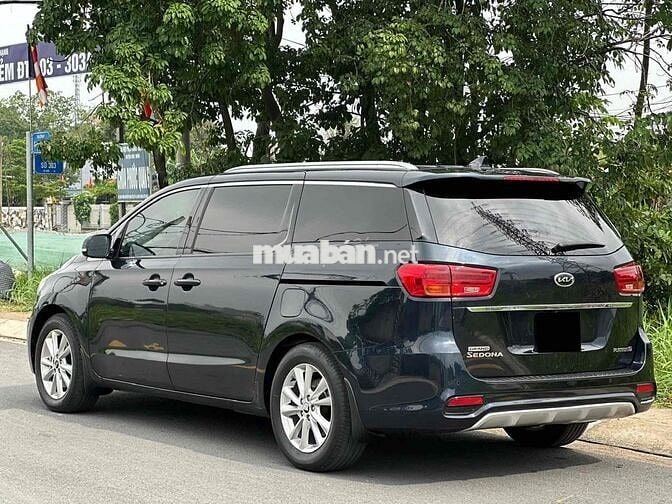 Kia Sedona 2019 DATH Platinum D. bản cao cấp.