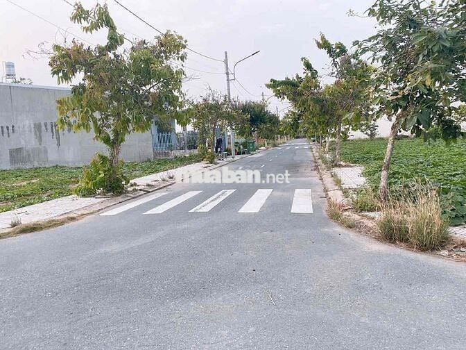 Bán gấp lô đất An Nhiên Garden 80m2 Giá 800 triệu Sổ sẵn sang tên ngay