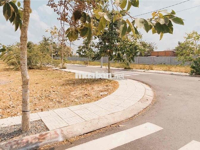 Bán gấp lô đất An Nhiên Garden 80m2 Giá 800 triệu Sổ sẵn sang tên ngay