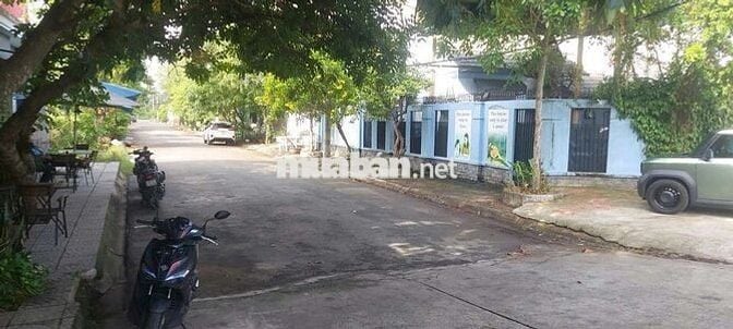 Mặt tien 274 long thới đối diện dư án hòa bình. Cách đường dẫn CT 1km