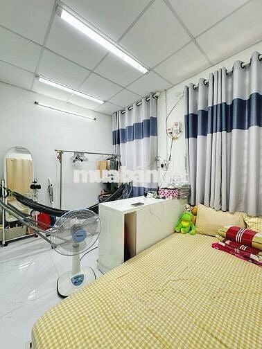 NHÀ ĐẸP 3 TẦNG, 3PN, HẺM PHẠM VĂN CHIÊU,P14, GV, GIÁ CHỈ 3.450 TỶ TL.
