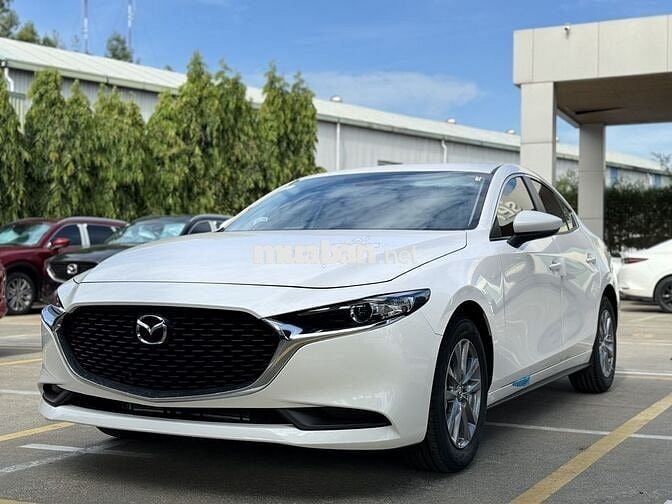 MAZDA 3 DELUXE ƯU ĐÃI HOT 1 NĂM BẢO HIỂM THÂN XE
