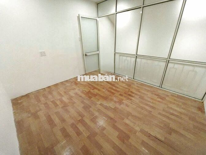 🏠 Nhà MT Đinh Tiên Hoàng, Q1 | 3 Tầng | Nhận Ngay – Giá Tốt 📞