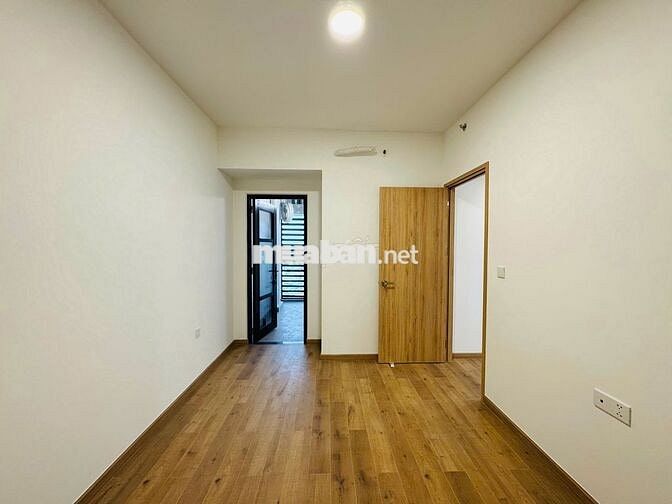 Chính chủ cần bán căn 2PN 1WC 61m2 - block AK8 - giá 3,62 tỷ bao phí