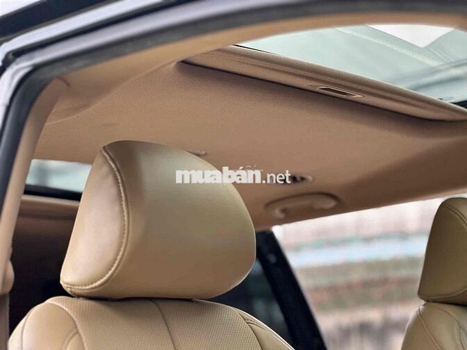 Kia Sedona 2019 2020 bản full máy dầu Platinum