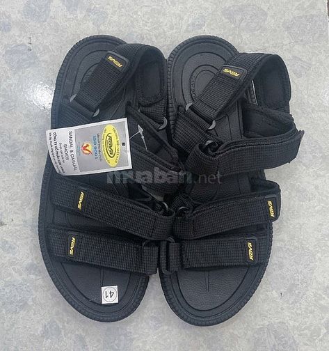 Giày sandal giá rẻ Trần Linh. 