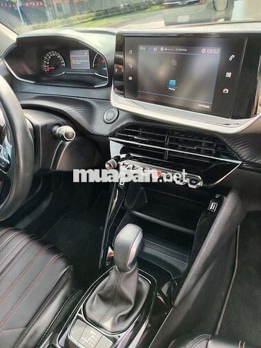 Bán Peugeot 2008 dk 2021 một chủ 43000km rất mới
