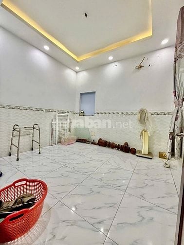 Nhà lửng 3 tầng đi bộ ra AEON MAILL Tân Phú giá chỉ hơn 6tỷ xíu