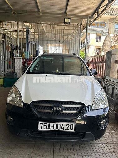 Kia Carens 2011 EX 2.0 MT - 10000 km