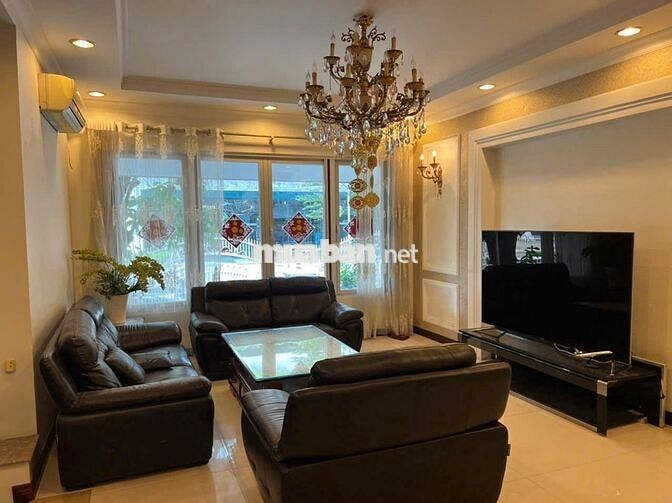 CHO THUÊ VILLA SAIGON PEARL –ĐƯỜNG D1, ĐỐI DIỆN SUNWAH PEARL. Giá 95tr