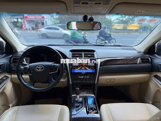 Toyota Camry 2.0E