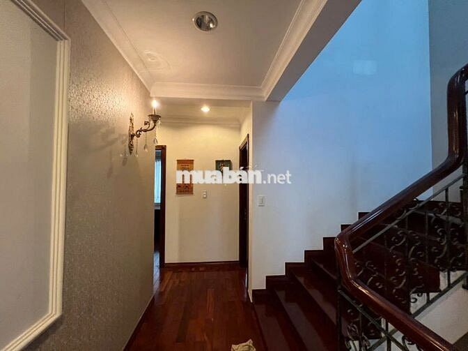 CHO THUÊ VILLA SAIGON PEARL –ĐƯỜNG D1, ĐỐI DIỆN SUNWAH PEARL. Giá 95tr