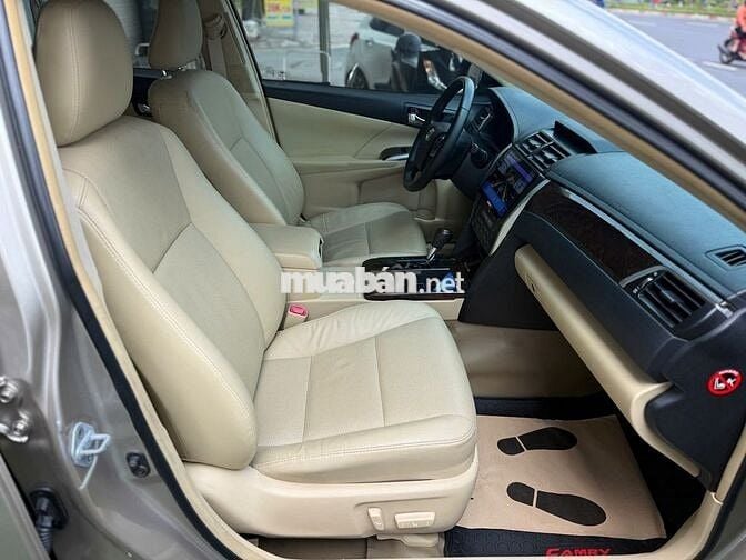 Toyota Camry 2.0E