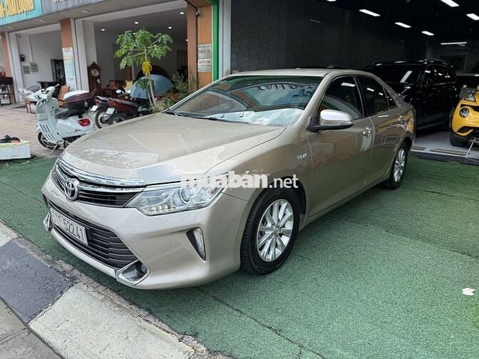 Toyota Camry 2.0E