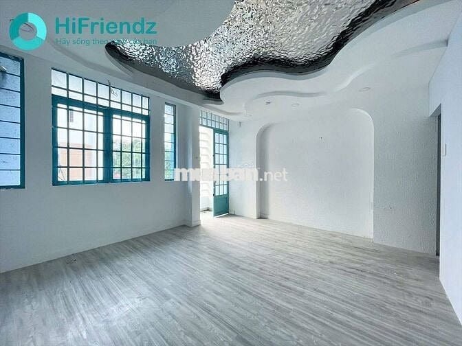 CĂN HỘ 2PN SÁT ĐH VĂN LANG, XE HƠI TẬN NƠI 55M2 NHẬN 5 NGƯỜI