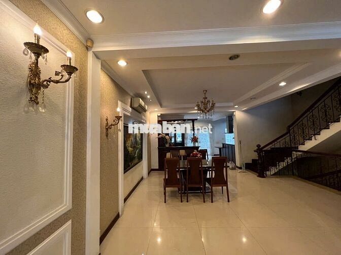 CHO THUÊ VILLA SAIGON PEARL –ĐƯỜNG D1, ĐỐI DIỆN SUNWAH PEARL. Giá 95tr