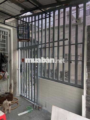 Bán nhà hẻm xe hơi 2 mặt tiền đường số 4 ngay sát trung tâm Gigamall.