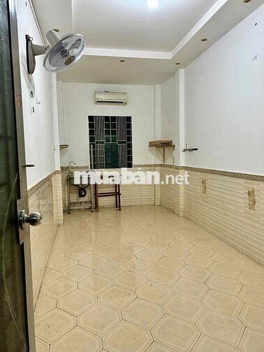 Phòng trọ 21m2, Hẻm 93 Xô Viết Nghệ Tĩnh, BT, sát Cầu Thị Nghè, Q1