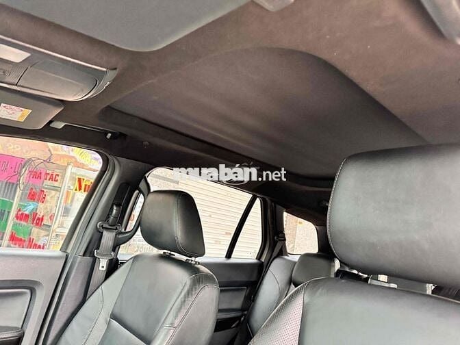 Ford Everest 2019 bản titan 2 cầu chạy 7v8