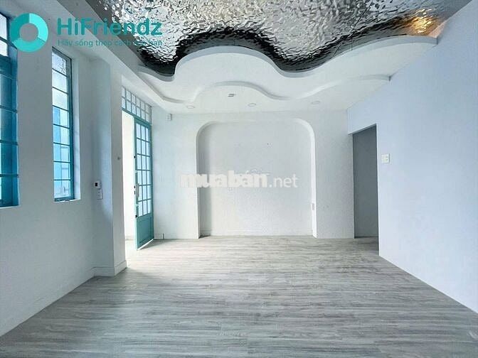 CĂN HỘ 2PN SÁT ĐH VĂN LANG, XE HƠI TẬN NƠI 55M2 NHẬN 5 NGƯỜI