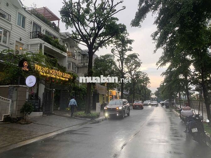 CHO THUÊ VILLA SAIGON PEARL –ĐƯỜNG D1, ĐỐI DIỆN SUNWAH PEARL. Giá 95tr