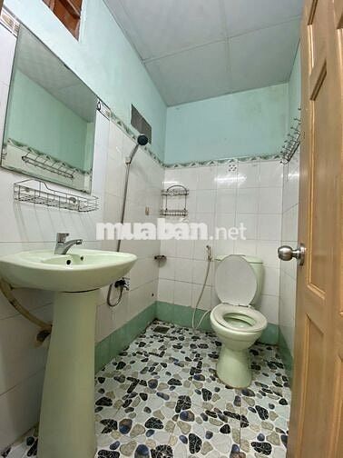 Cho thuê phòng có 1 lầu 1 gác - sử dụng riêng tư, cổng riêng
