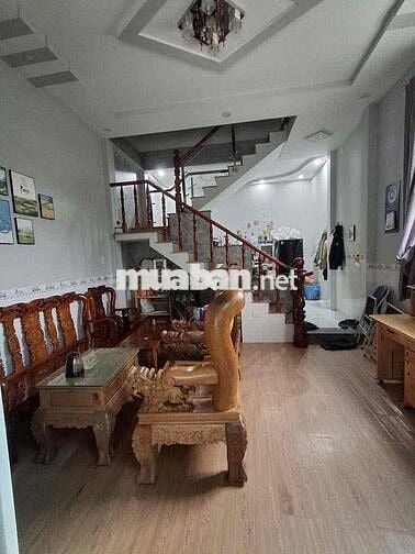 Cho thuê nhà nguyên căn mặt tiền DX63 Định Hoà, kế bên Thành phố mới