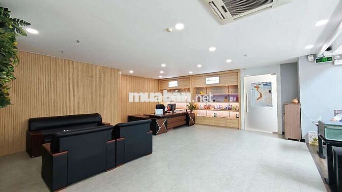 CHO THUÊ VĂN PHÒNG TẦNG TRỆT – MAI THỊ LỰU, Q.1
Diện tích: 160m²