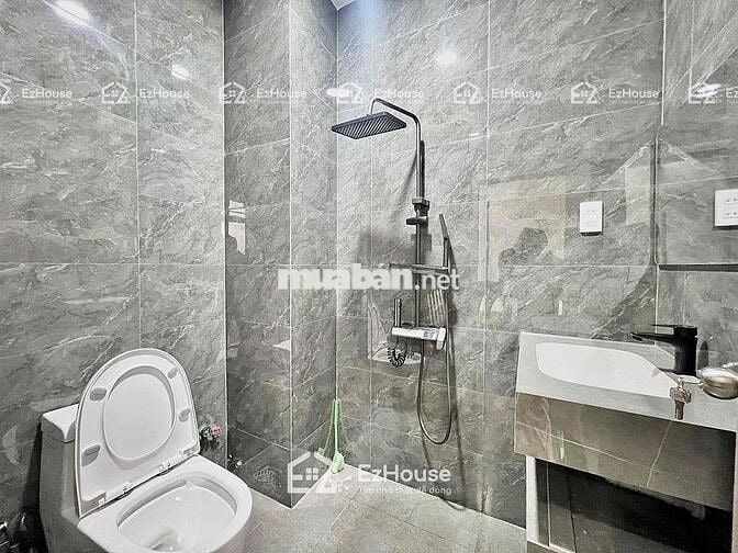 Studio full nội thất, có thang máy, nằm gần đoạn Phan Đăng Lưu