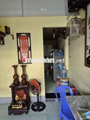 Do chuyển đổi nơi ở cần bán nhà