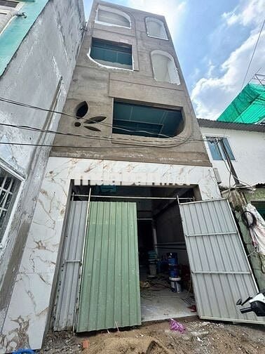 Nhà phố hiện đại đang hoàn thiện nội thất – Lô nhì mặt tiền HXH H.Tấn