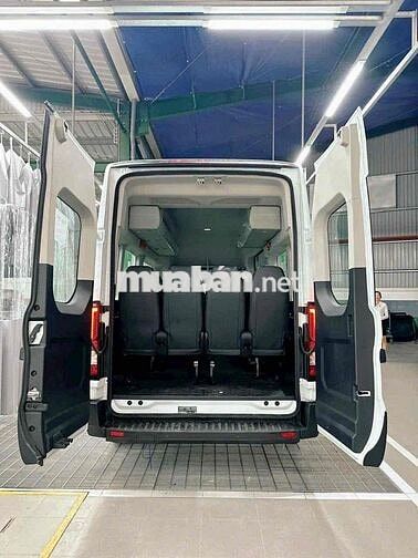 Ford Transit 2025 Premium+ 16 chỗ từ 250Tr nhận xe