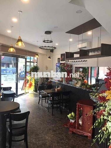 GÓC 2 MẶT TIỀN, CÓ LỀ RỘNG, CÓ THANG MÁY HÀNG SỐ 10E TRẦN NHẬT DUẬT Q1