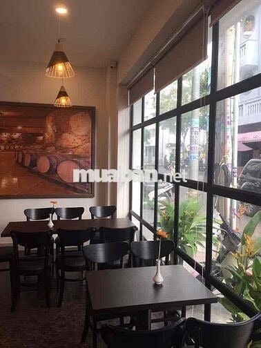 GÓC 2 MẶT TIỀN, CÓ LỀ RỘNG, CÓ THANG MÁY HÀNG SỐ 10E TRẦN NHẬT DUẬT Q1