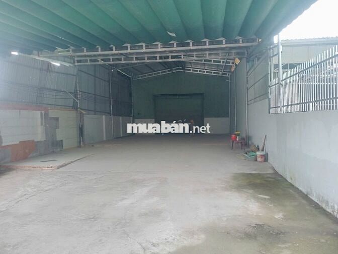 CHO THUÊ NHÀ XƯỞNG 550M2 BÌNH CHÁNH, GẦN LONG AN CŨ
