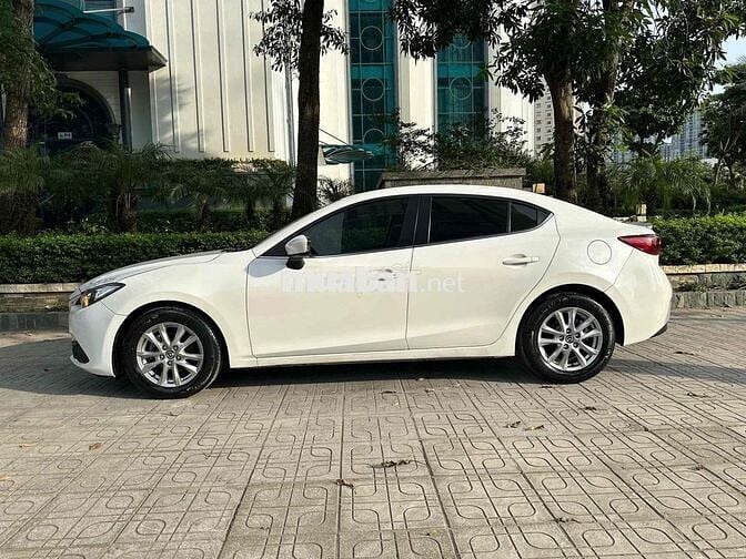 Mazda 3 2017 1.5 AT - 150000 km
