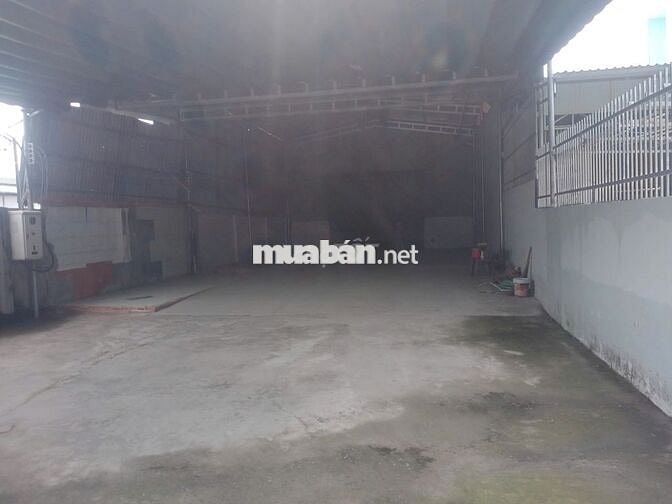 CHO THUÊ NHÀ XƯỞNG 550M2 BÌNH CHÁNH, GẦN LONG AN CŨ
