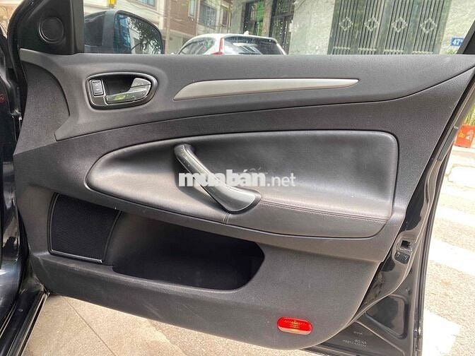 Ford Mondeo 2.3 sản xuất 2012