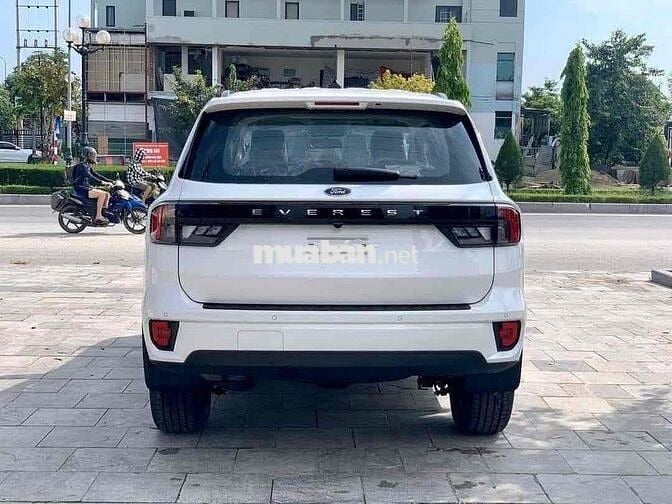 Ford Everest 2025 Titanium 2.0L Số tự động 7 chỗ