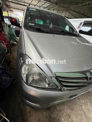 Toyota Innova 2010G xịn ace cần mua dùng lhe