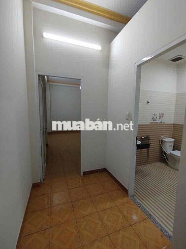 Mặt bằng kinh doanh  929 Âu Cơ, Tân Sơn Nhì, 1 trệt 2 lầu
