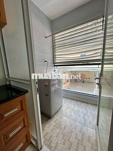 CĂN HỘ 2 PHÒNG NGỦ 2 WC FULL NỘI THẤT RỘNG 80M2 ĐI BỘ QUA SÂN BAY