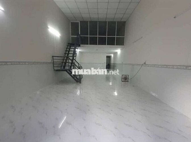 CHO THUÊ NHÀ 5X20M Y HÌNH, ĐIỆN 3FA Đ XE LỚN KCN TÂN BÌNH