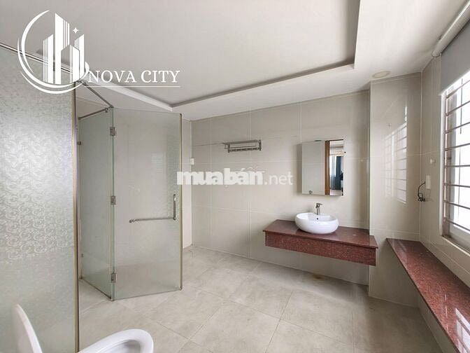 Đúng hình đúng giá 1 phòng ngủ Tòa nhà tiện nghi có thang máy