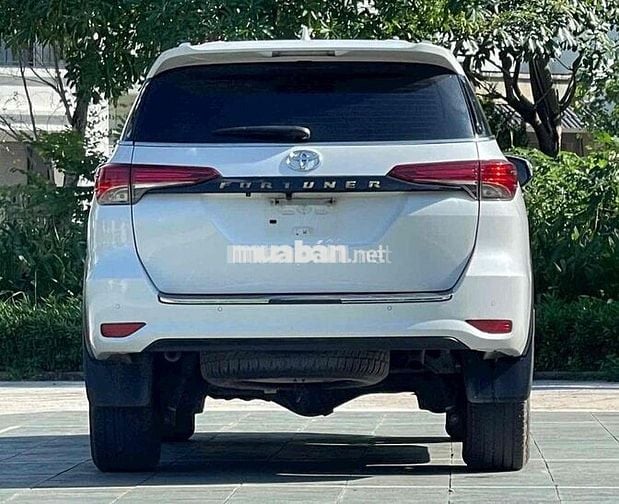 Toyota Fortuner 2.4 4x2 AT sản xuất 2022